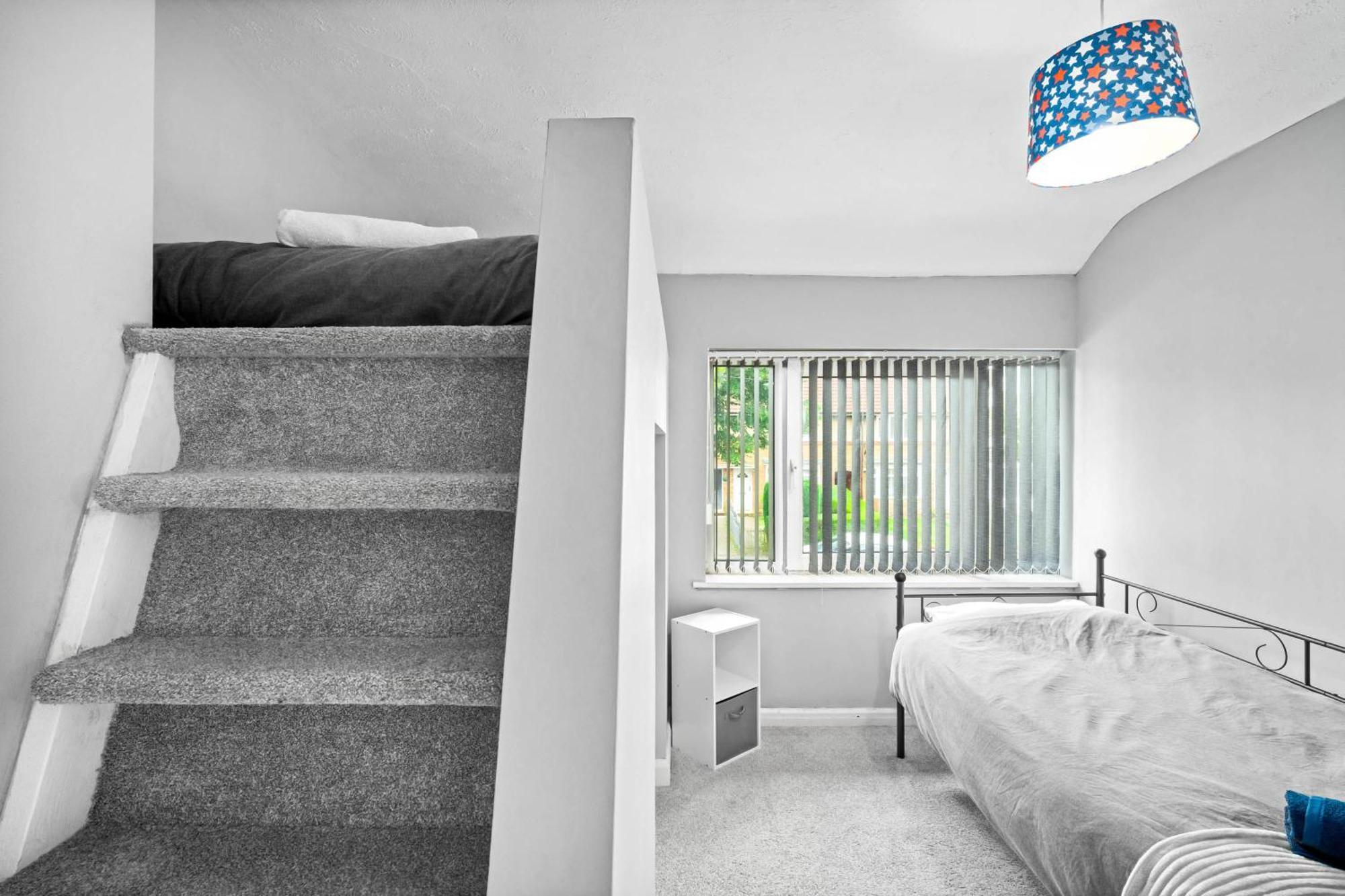 Stylish 3 Bedroom Away From