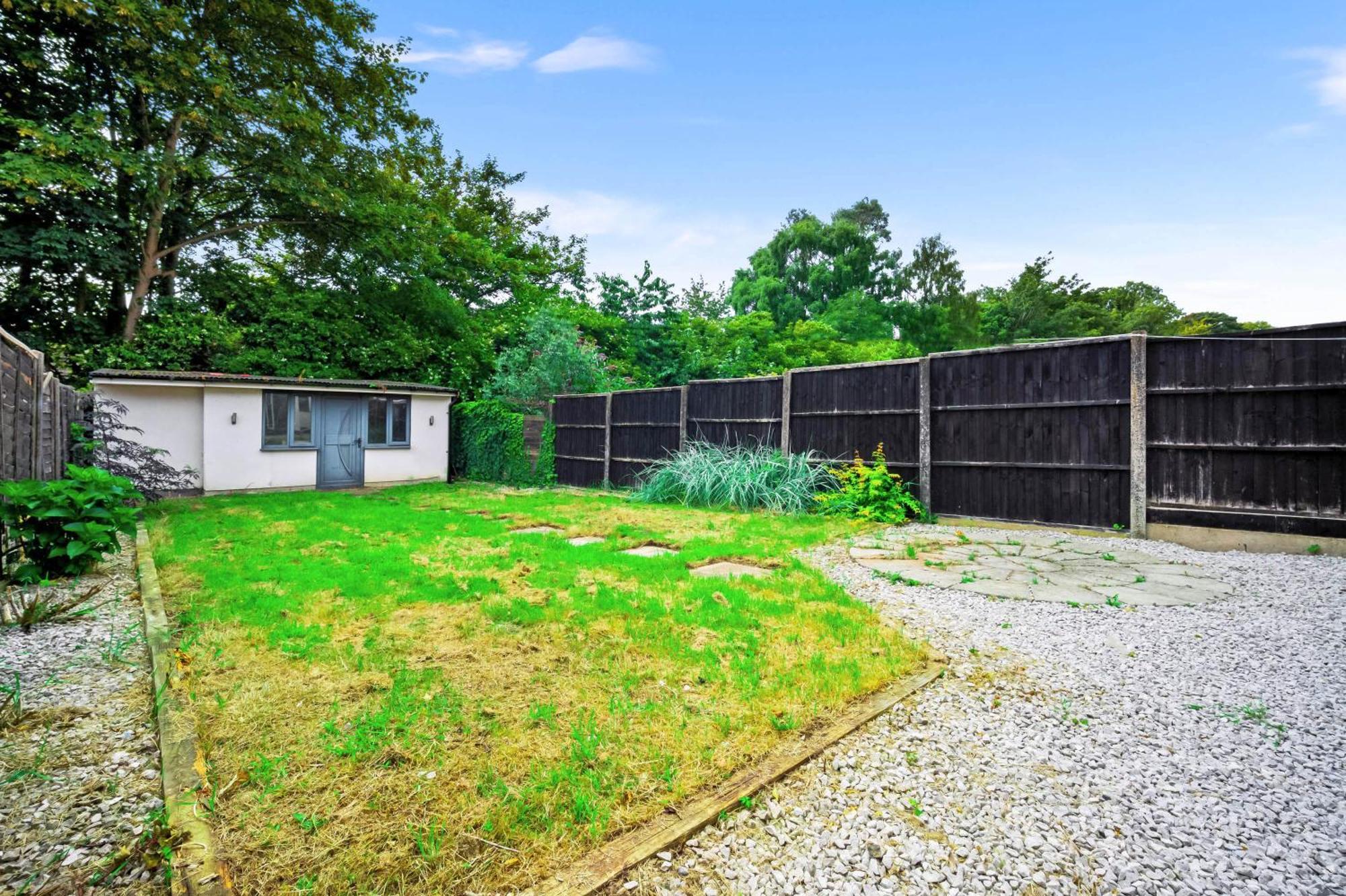 Stylish 3 Bedroom Away From * Birmingham
