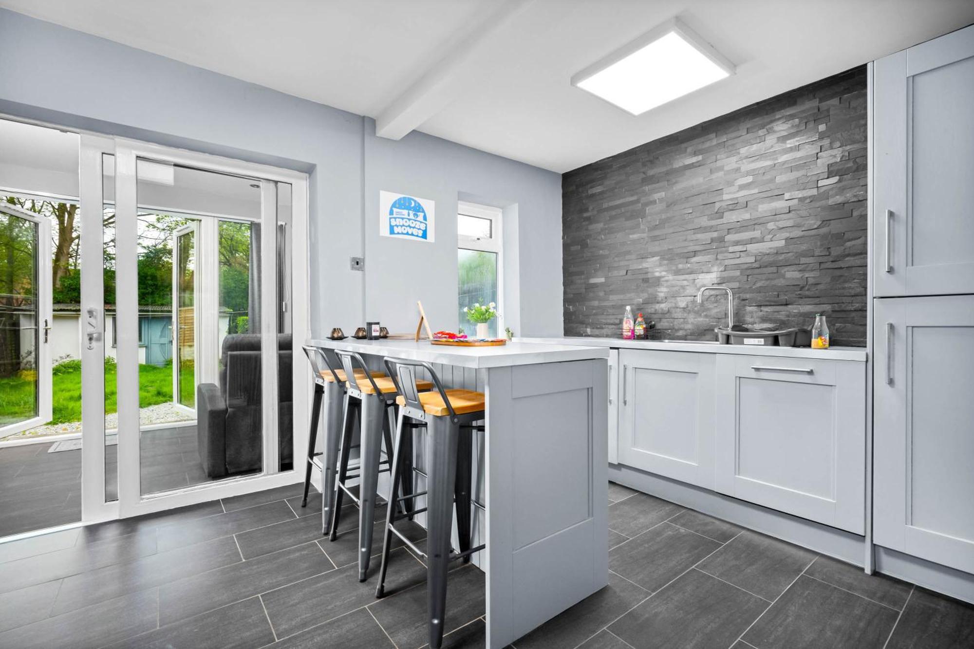 Stylish 3 Bedroom Away From